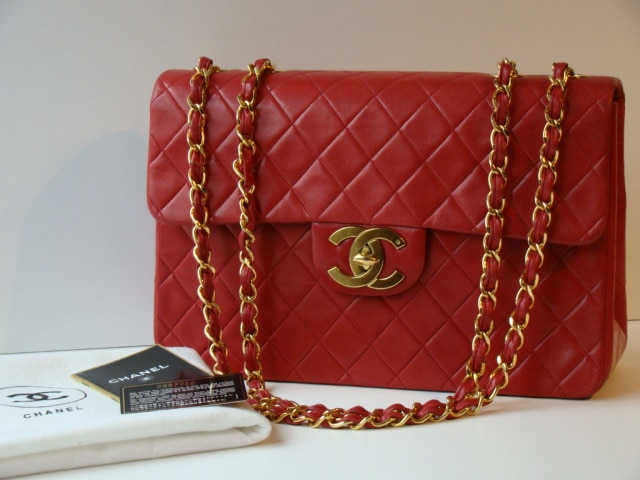 chanel red