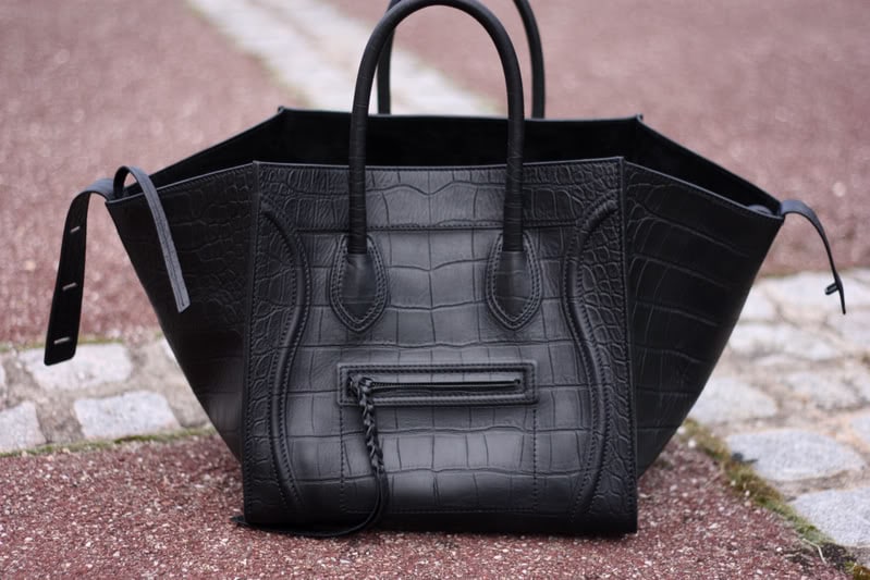 Celine Phantom Bag with Missing Signature Front Logo | Spotted Fashion  