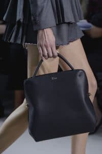Dior top handle bag spring 2013 runway 3
