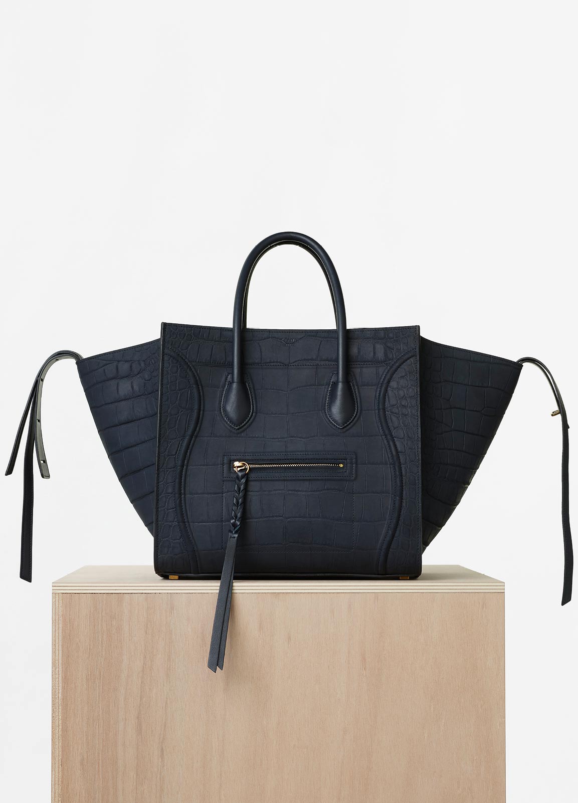 Celine Resort 2016 Bag Collection Featuring New Saddle Bags ...  