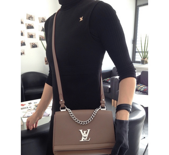 Louis Vuitton Lockme II Shoulder bag 334099