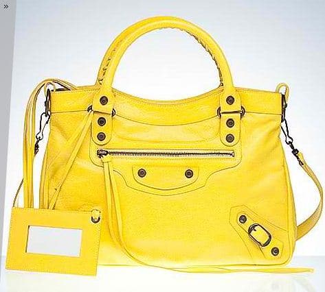 Aggregate more than 83 balenciaga new bags super hot - in.duhocakina