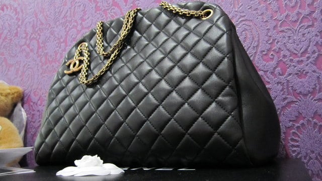 Chanel Boy Bag Calf Skin New Medium Black