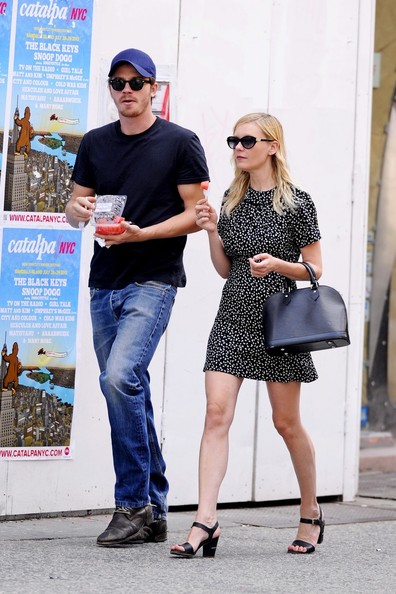 Kirsten Dunst with Louis Vuitton Alma Bag | Spotted Fashion