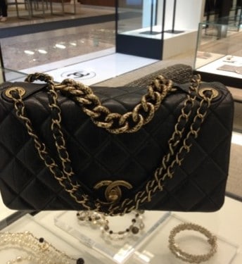 Pre-owned Chanel 2012 Pondicherry Flap Shoulder Bag In Gold