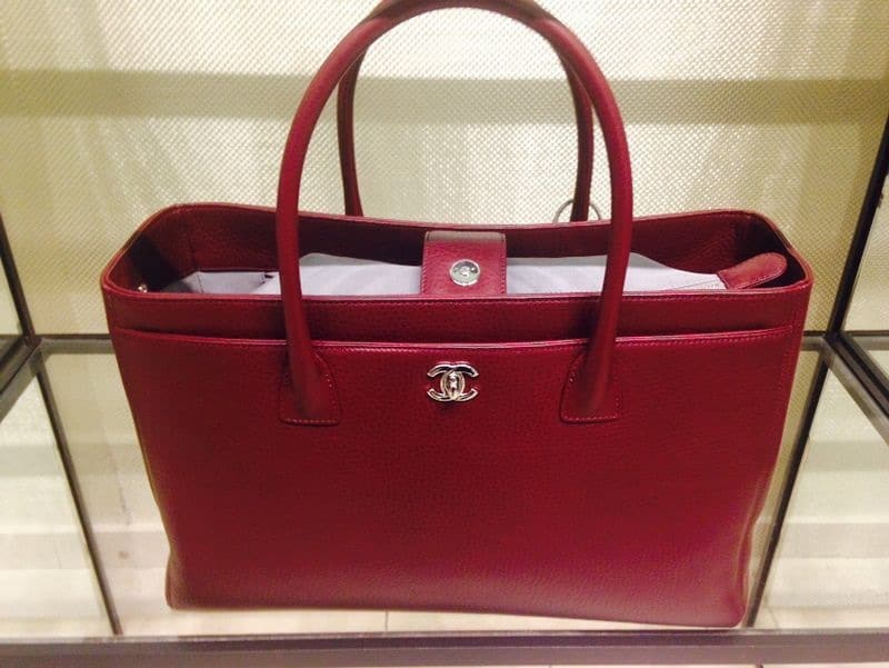 Chanel cerf/executive tote look alike?