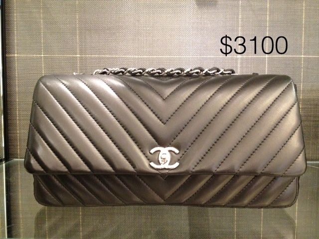 Chanel calfskin chevron stitched - Gem