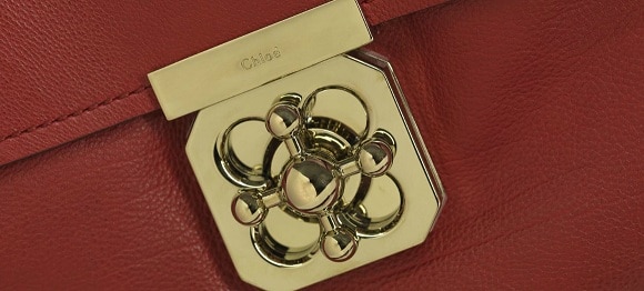 chloe elsie close up lock