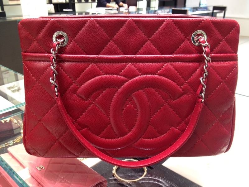 Chanel Red Quilted Timeless CC Tote Bag – The Closet