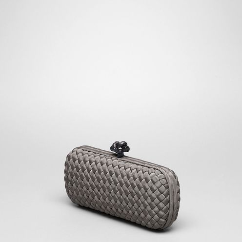 Bottega Veneta Intrecciato Knot Silk Clutch Bag (SHG-29344) – LuxeDH