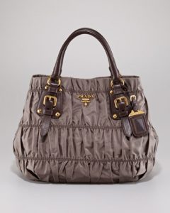 prada tessuto gaufre