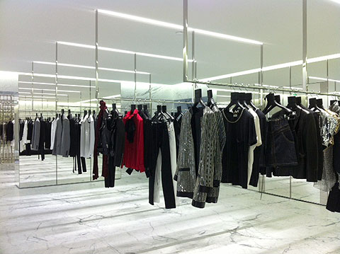 SAINT LAURENT Official Store