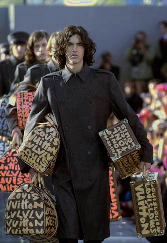 MARC JACOBS FOR LOUIS VUITTON - News