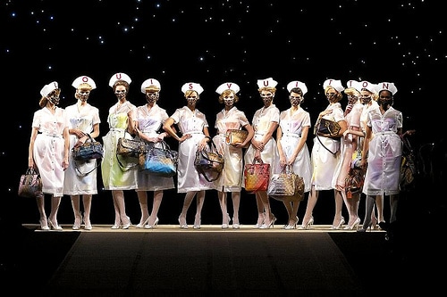 Art and Fashion: The many collaborations for Louis Vuitton by Marc Jacobs -  Spotted Fashion