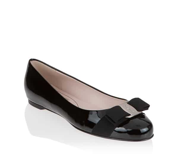 salvatore ferragamo flat shoes