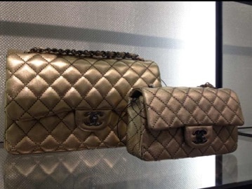 Lot 1  A Chanel metallic leather classic flap bag