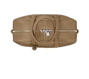 man carry hermes victoria iii man carry hermes victoria iii