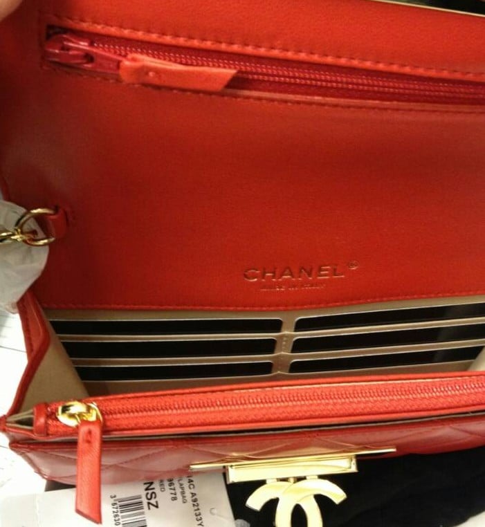 Limited Edition) Authentic Gold Class Double CC Bag in Red