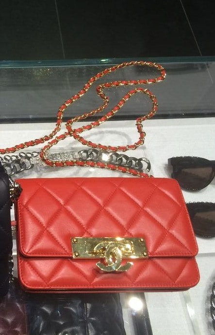 Chanel Red Lambskin Golden Class Double CC WOC – Trésor Vintage