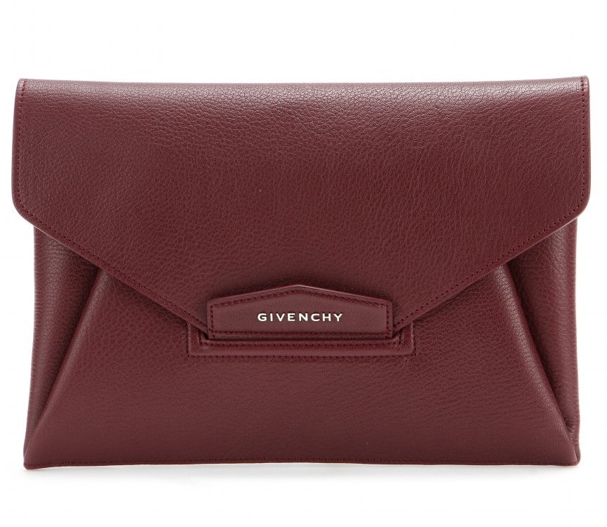 Antigona leather clutch bag Givenchy Red in Leather - 33407926