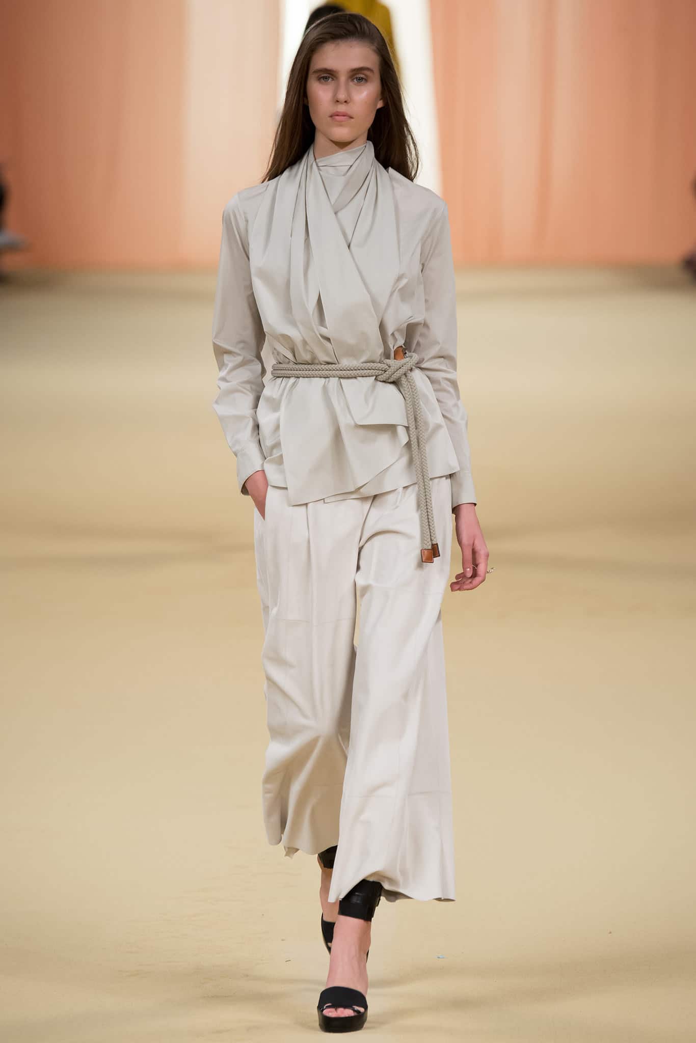 Louis Vuitton Ready To Wear Spring Summer 2015 Paris – NOWFASHION