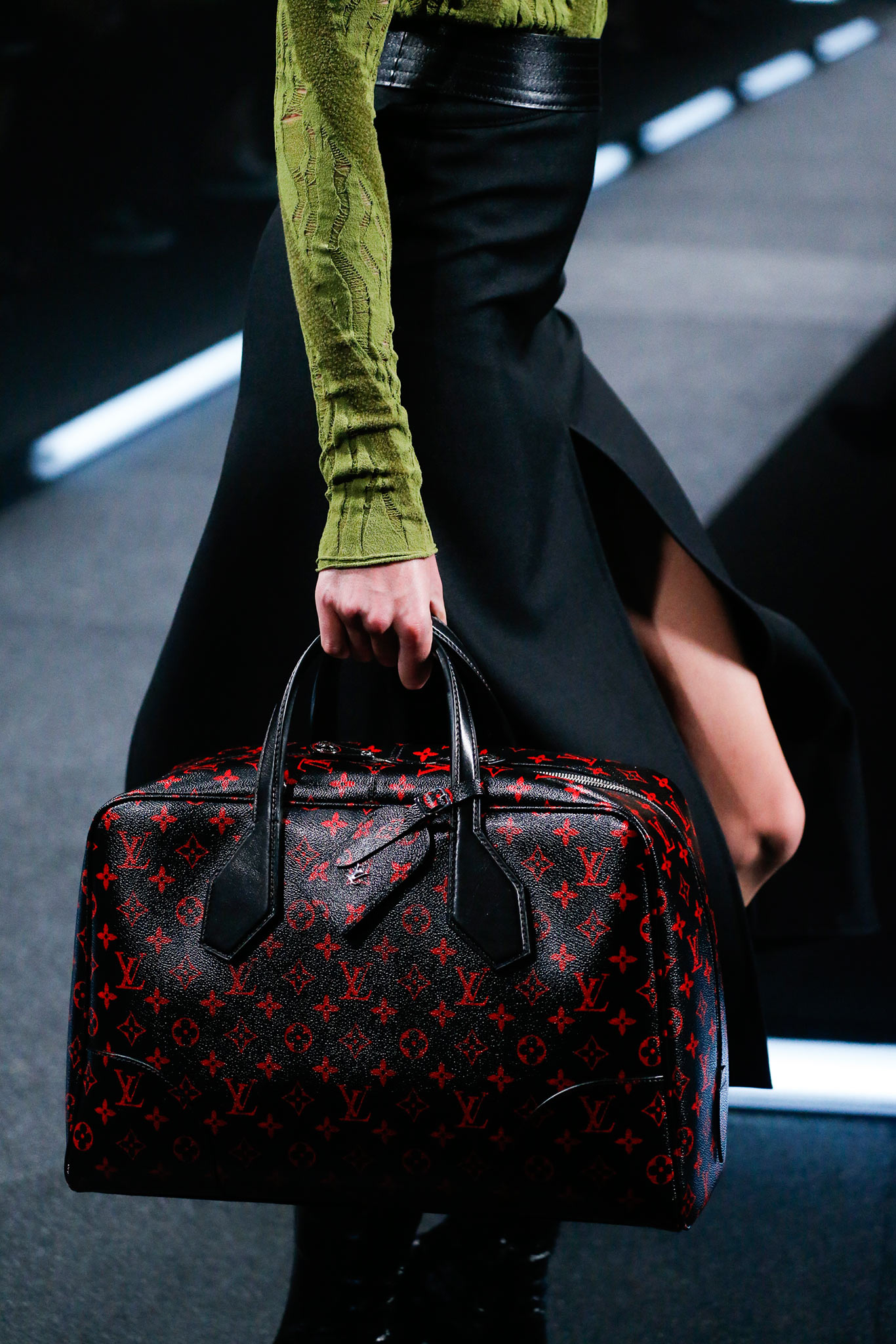 Louis Vuitton Spring 2015 LE Dora MM Rouge: Unboxing + Review 