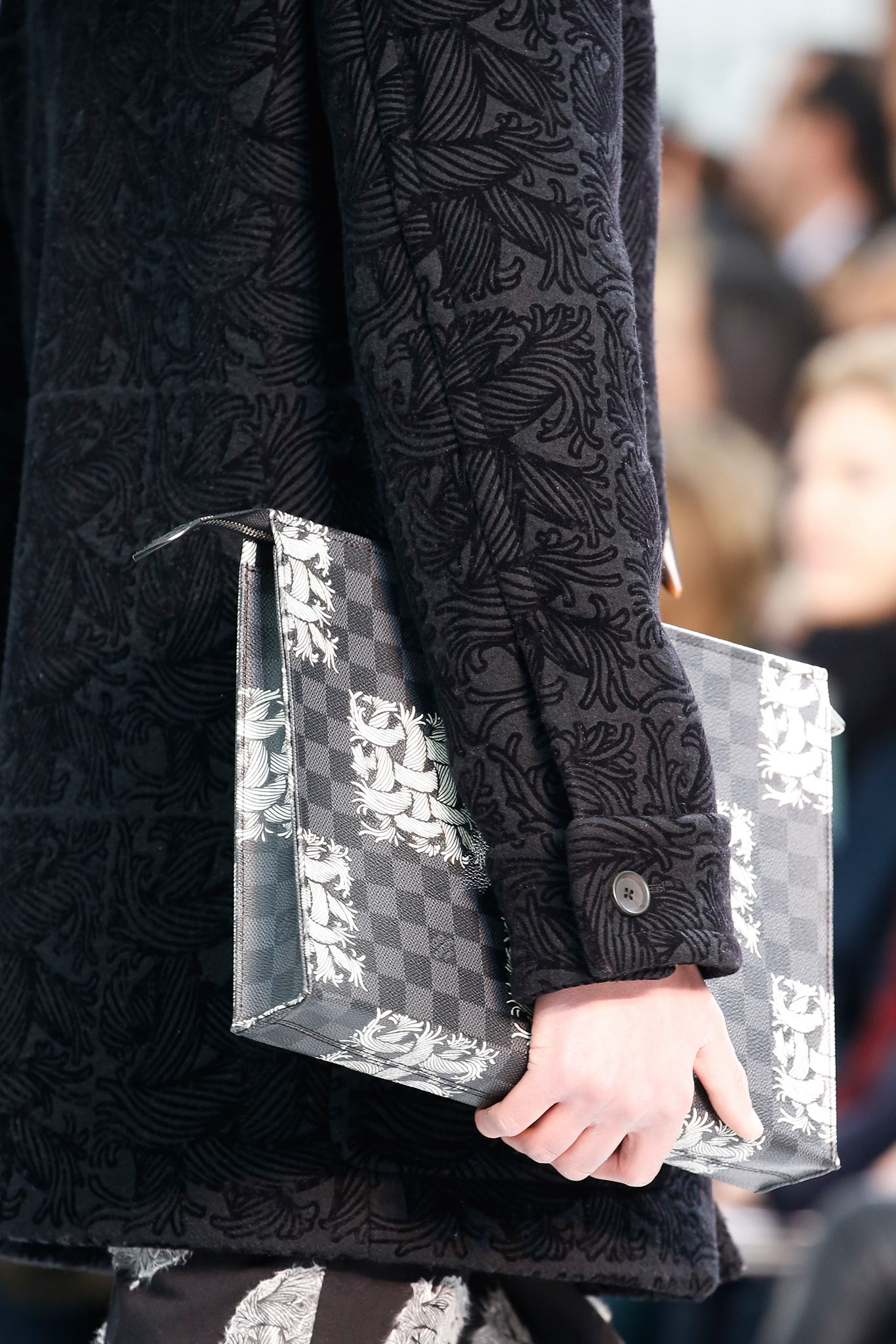 Louis Vuitton Damier Graphite Pochette Jules GM Christopher Nemeth M61232 Men's  Clutch Bag Damier Graphite