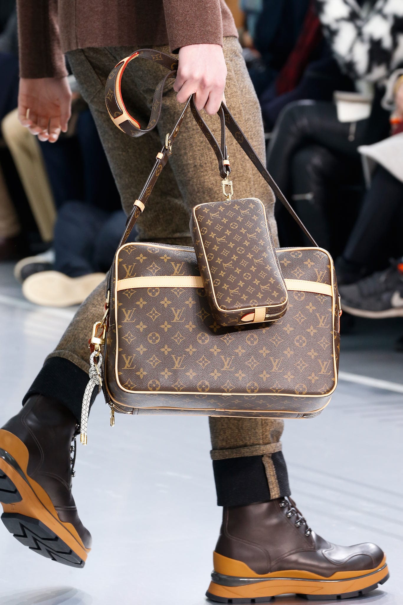 Louis Vuitton Fall 2015 Menswear - Details - Gallery - Style.com