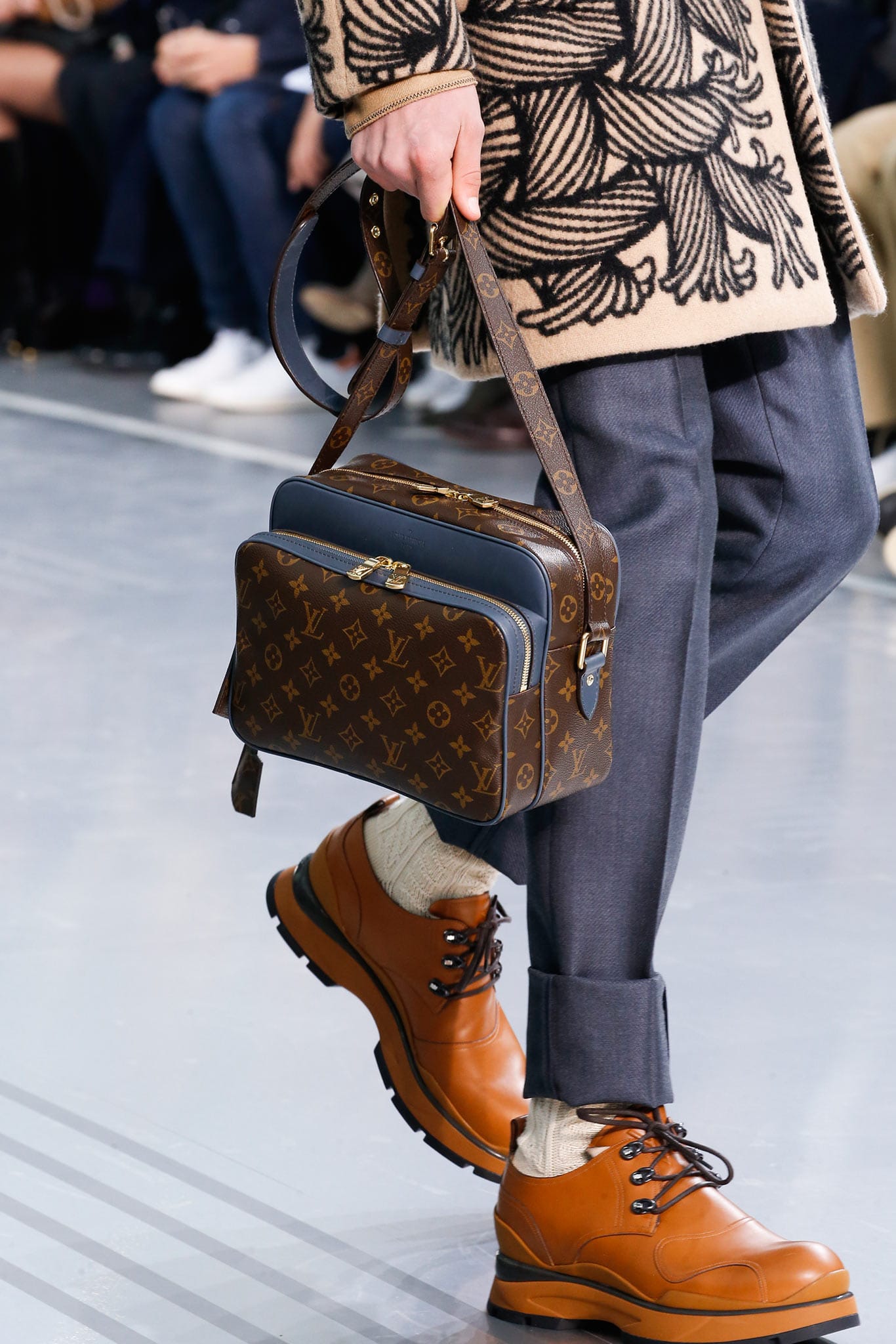 Louis Vuitton Fall 2015 Menswear Fashion Show