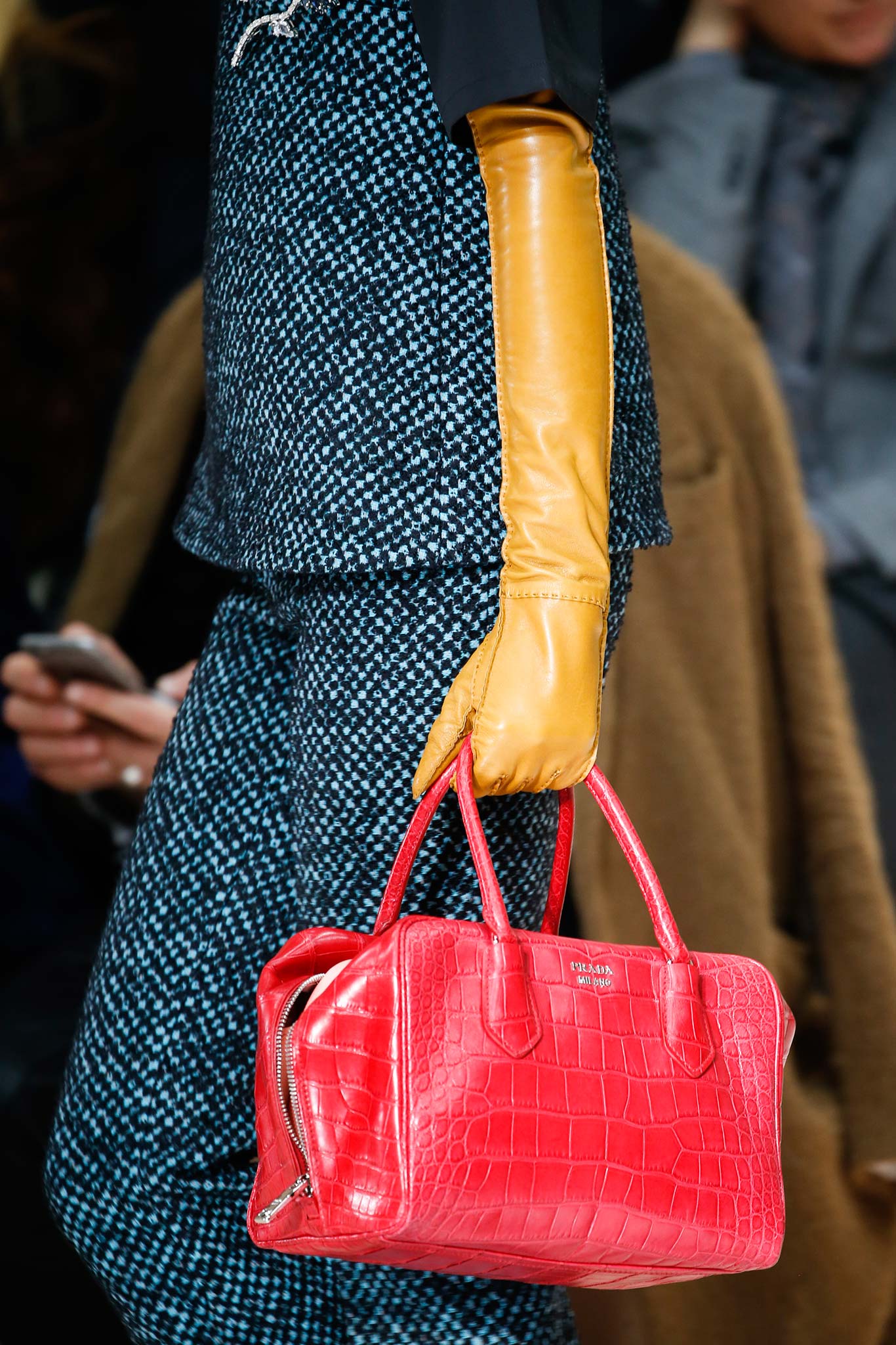 BILD 1_ Schlussbild Prada bag, fall 2015, irmasworld, irma travels