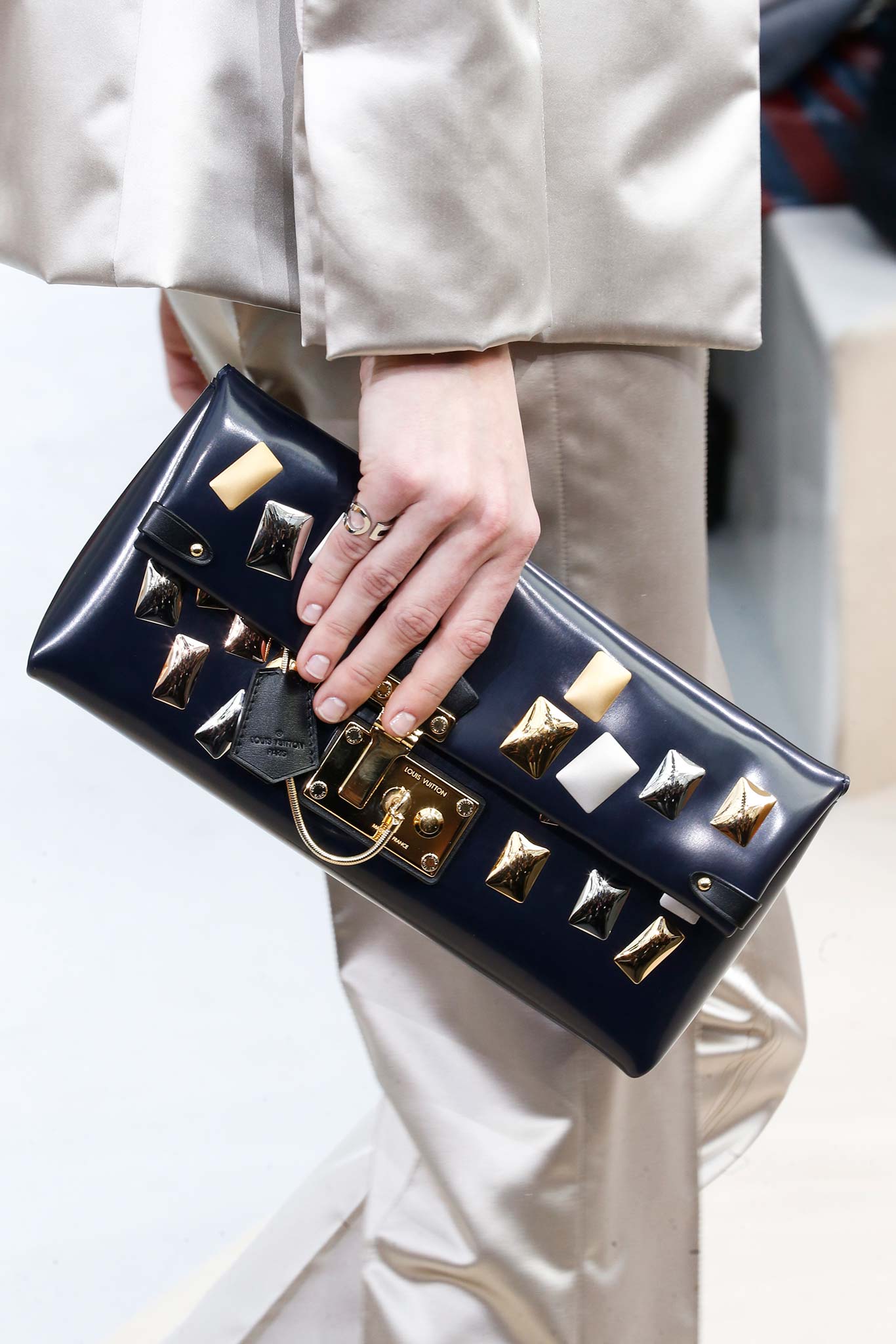 LV Fur Clutch – Dazzling Fashion