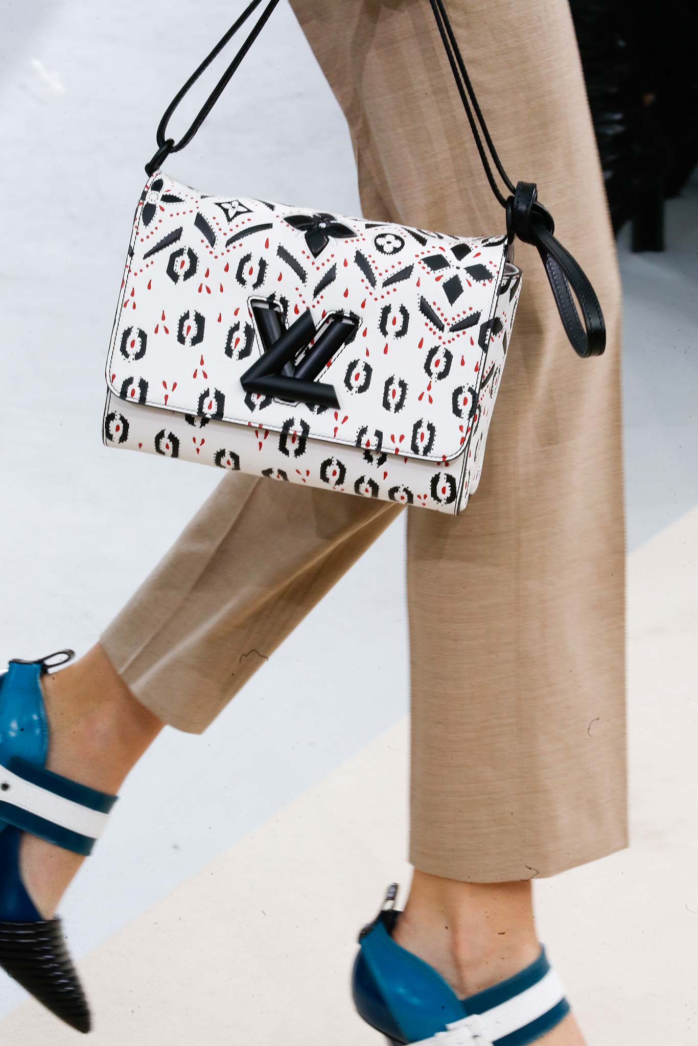 Louis Vuitton Fall/Winter 2015 Runway Bag Collection featuring Mini Trunks | Spotted Fashion