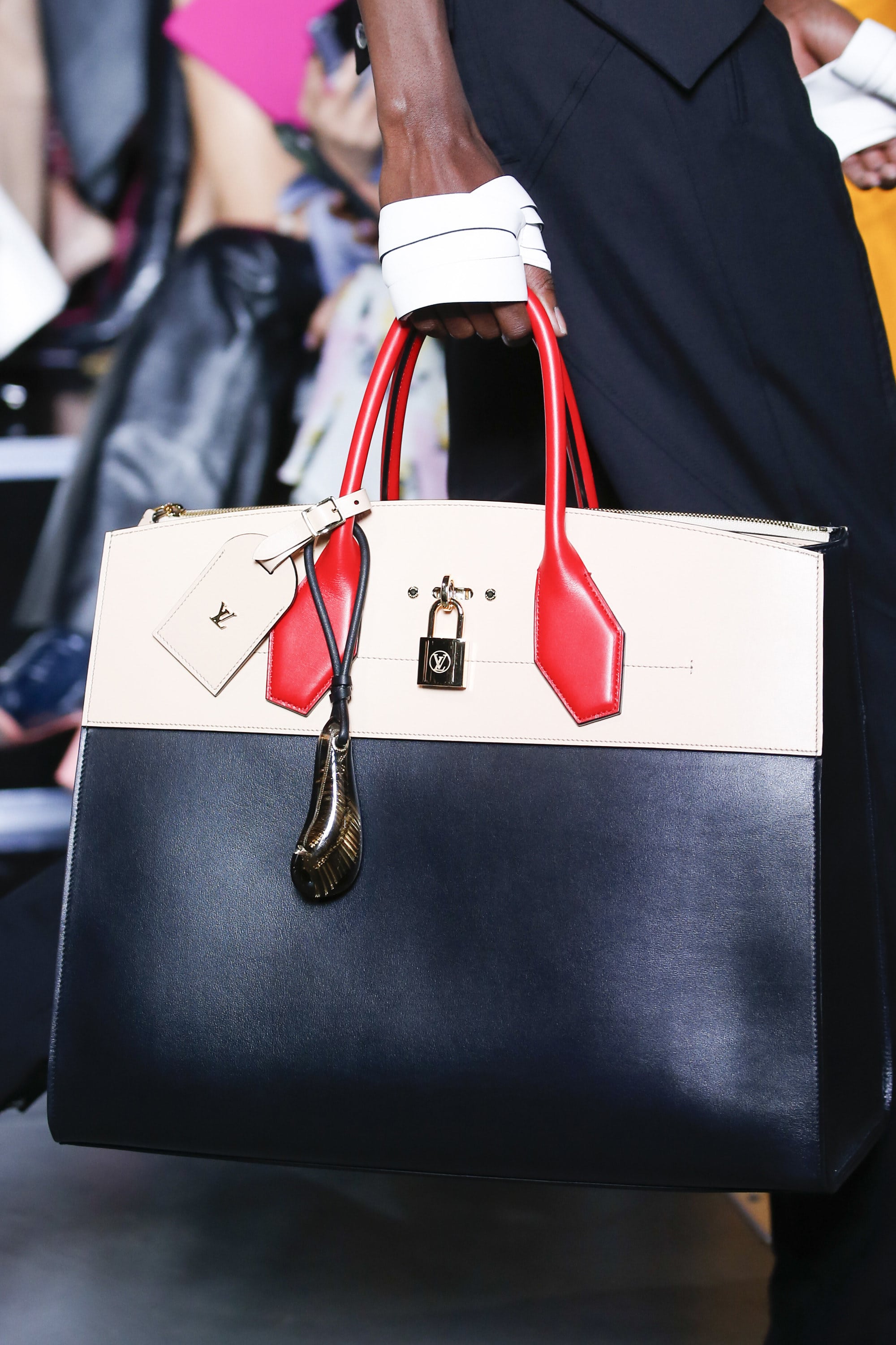 Louis Vuitton City Steamer Tote Bag Reference Guide for Cruise 2016 -  Spotted Fashion