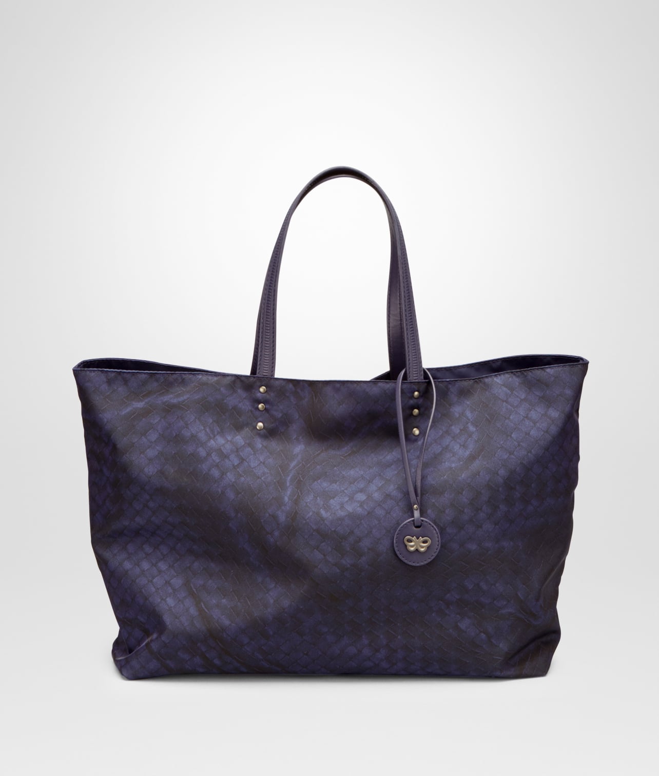 Bottega Veneta Intrecciolusion Tote Bag Reference Guide - Spotted Fashion