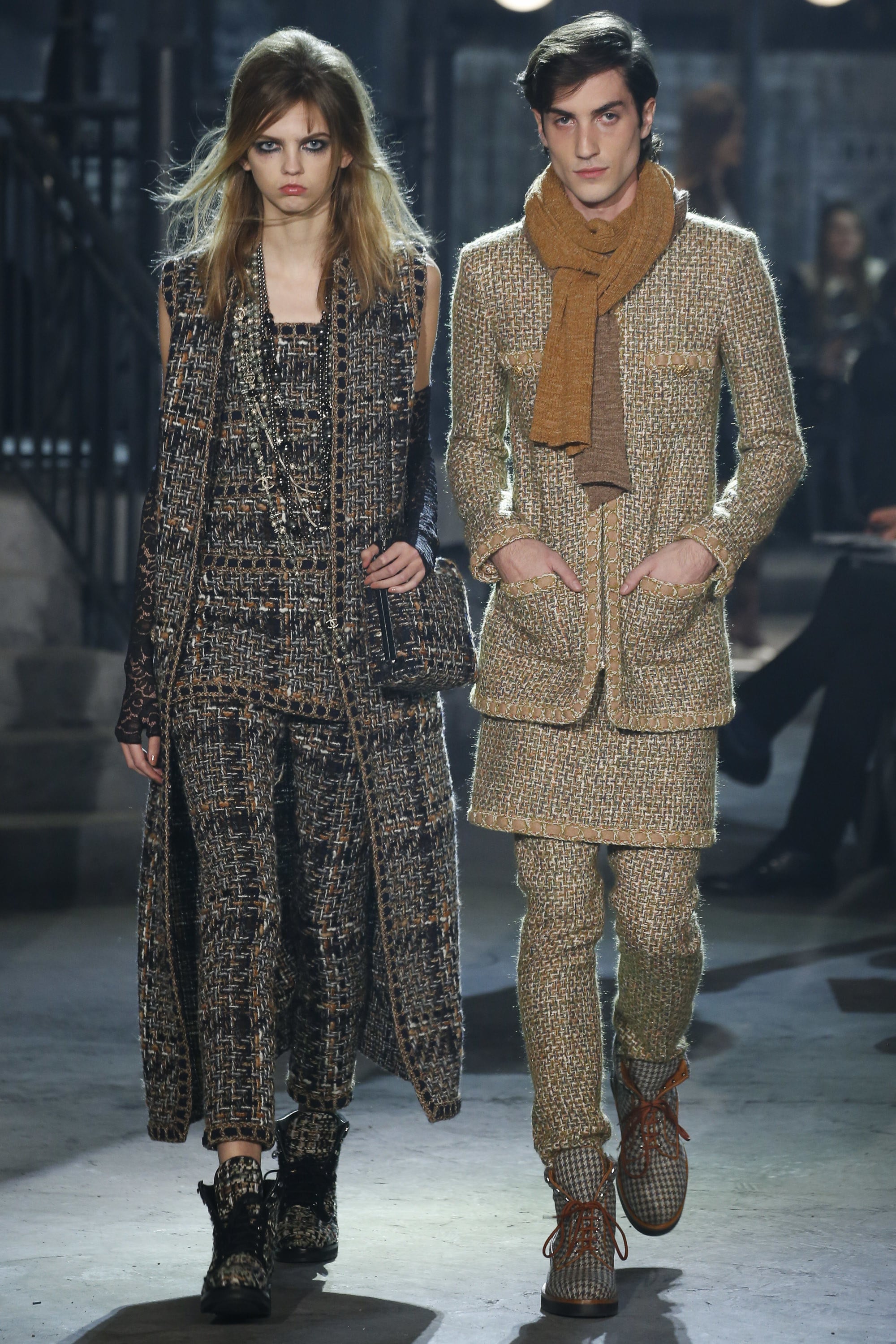 CHANEL FALL-WINTER 2016 COLLECTION PARIS