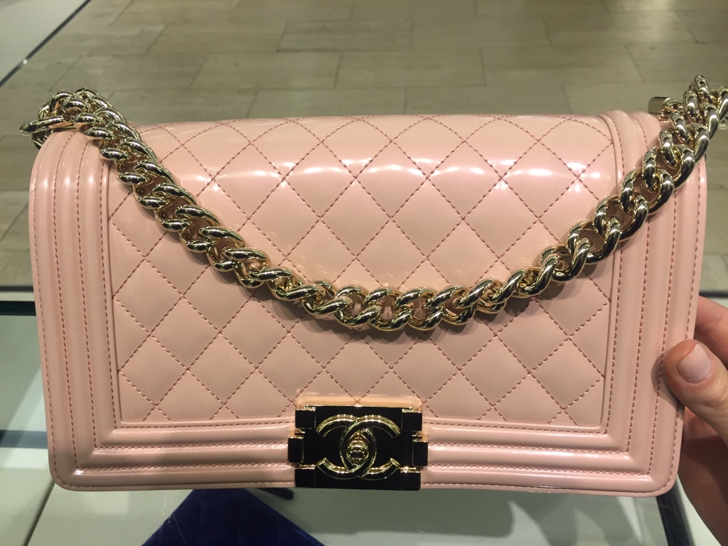 Chanel Boy Old Medium 19S Iridescent Pink Sakura Caviar GHW, Luxury, Bags &  Wallets on Carousell