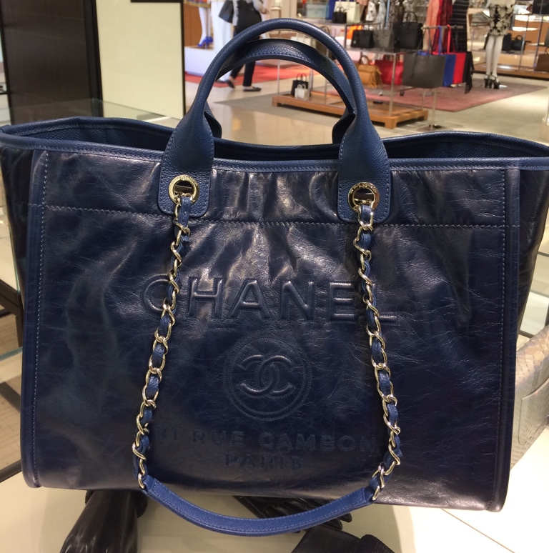 Chanel Large Leather Tote Bag in navy leather ○ Labellov ○ Buy and Sell  Authentic Luxury