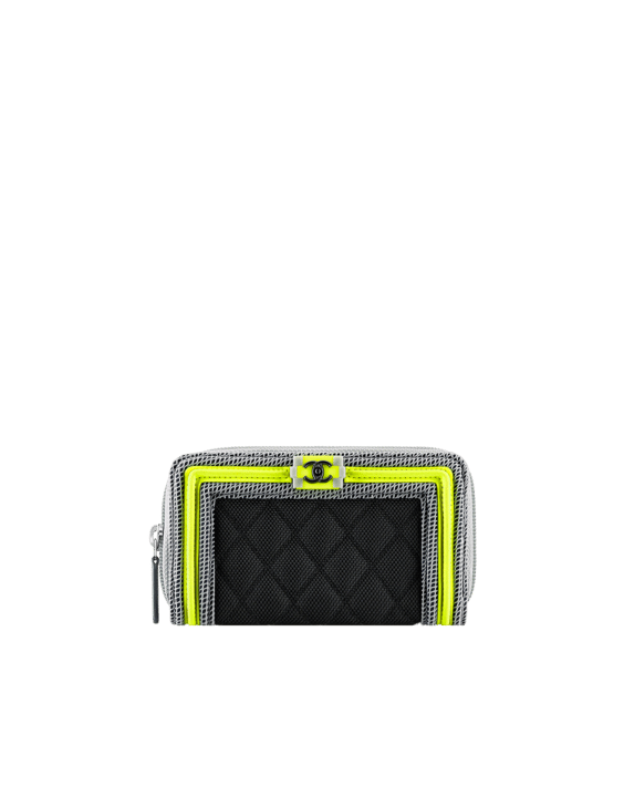 Price Comparison: Chanel Boy Wallet On Chain - ShopandBox