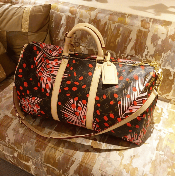 Louis Vuitton on X: A bold alternative. #LouisVuitton's Monogram Jungle  Collection brings playful animal prints to the Monogram Giant canvas.  Explore the new capsule of bags and accessories at    /