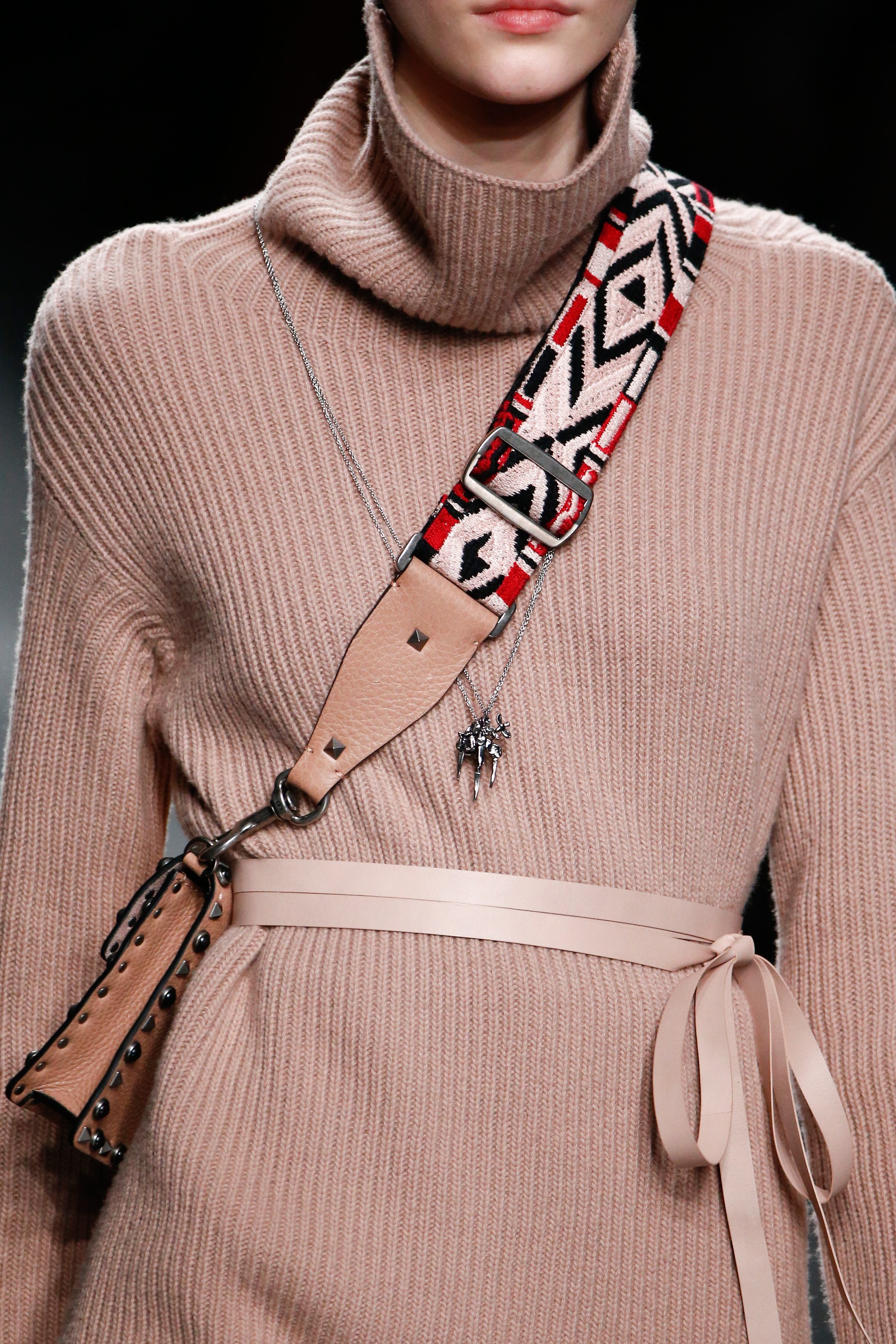 valentino handbolsa straps