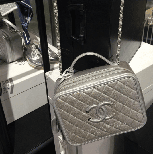 Chanel Vanity Case Diamond Quilted CC Filigree Medium Beige - US