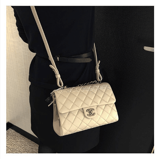 chanel trapezio bag