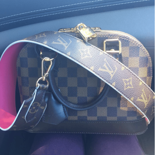 LV easy pouch on strap… which color to get? Also, these colors/ style are  from the Spring 2022 collection, does anyone know when/if they'll be  discontinued? I'm considering both LMAO : r/Louisvuitton