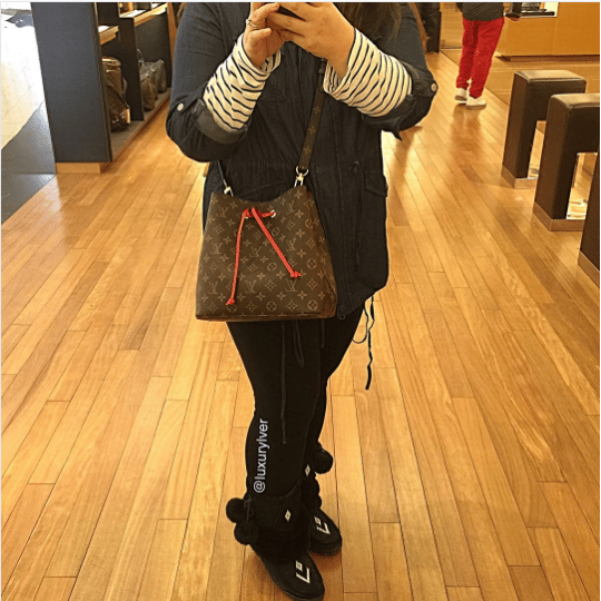 Shop Louis Vuitton NEONOE 2020 SS Handbags (N40344, M45577) by Sakubonin