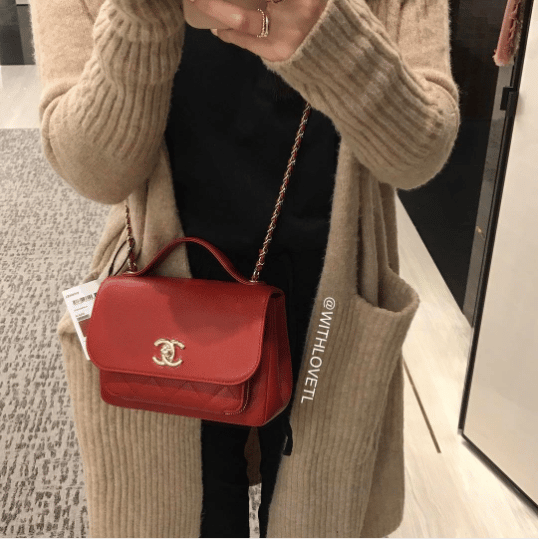 Bag Versus: Designer Messenger Flap Bags - Spotted Fashion