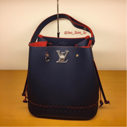 Louis Vuitton Blue Lockme Braided Bucket Bag Dark blue Leather Pony-style  calfskin ref.807651 - Joli Closet