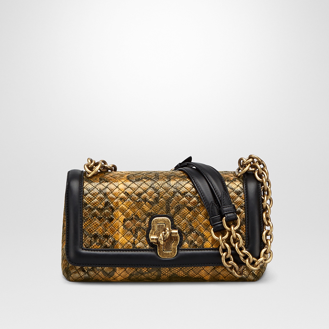 Bottega Veneta Knot-embellished Metallic Intrecciato Plissé Leather