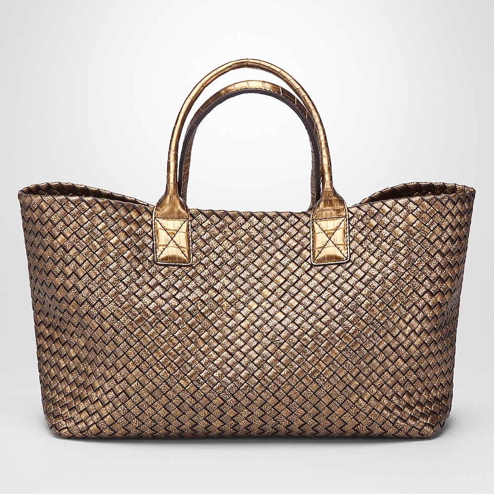 Bottega Veneta debuts new Olimpia Knot bag - Duty Free Hunter