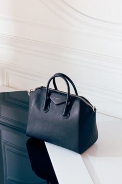 GIVENCHY ANTIGONA LARGE SATCHEL – Caroline's Fashion Luxuries