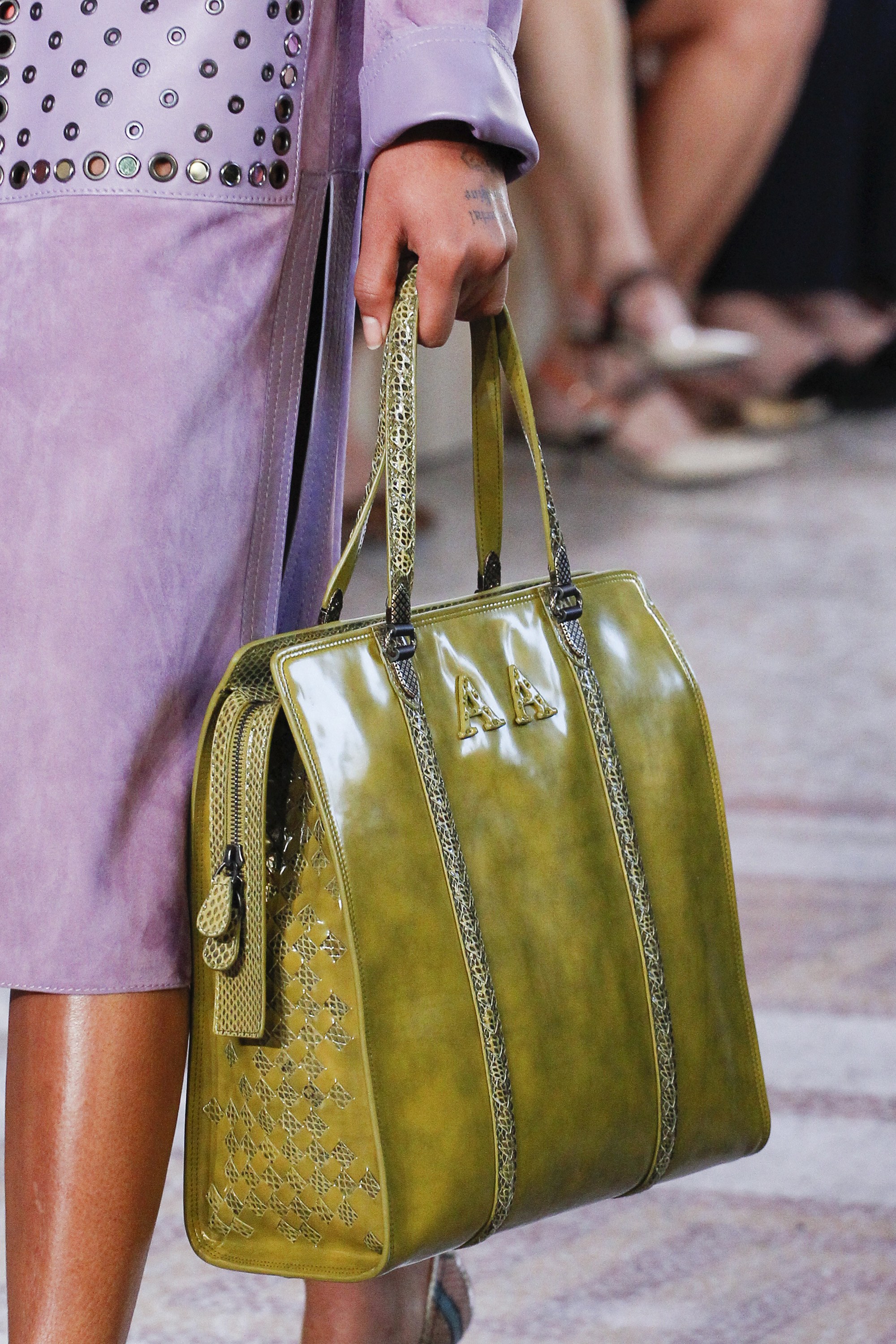 Bottega Veneta Spring/Summer 2018 Runway Bag Collection - Spotted Fashion